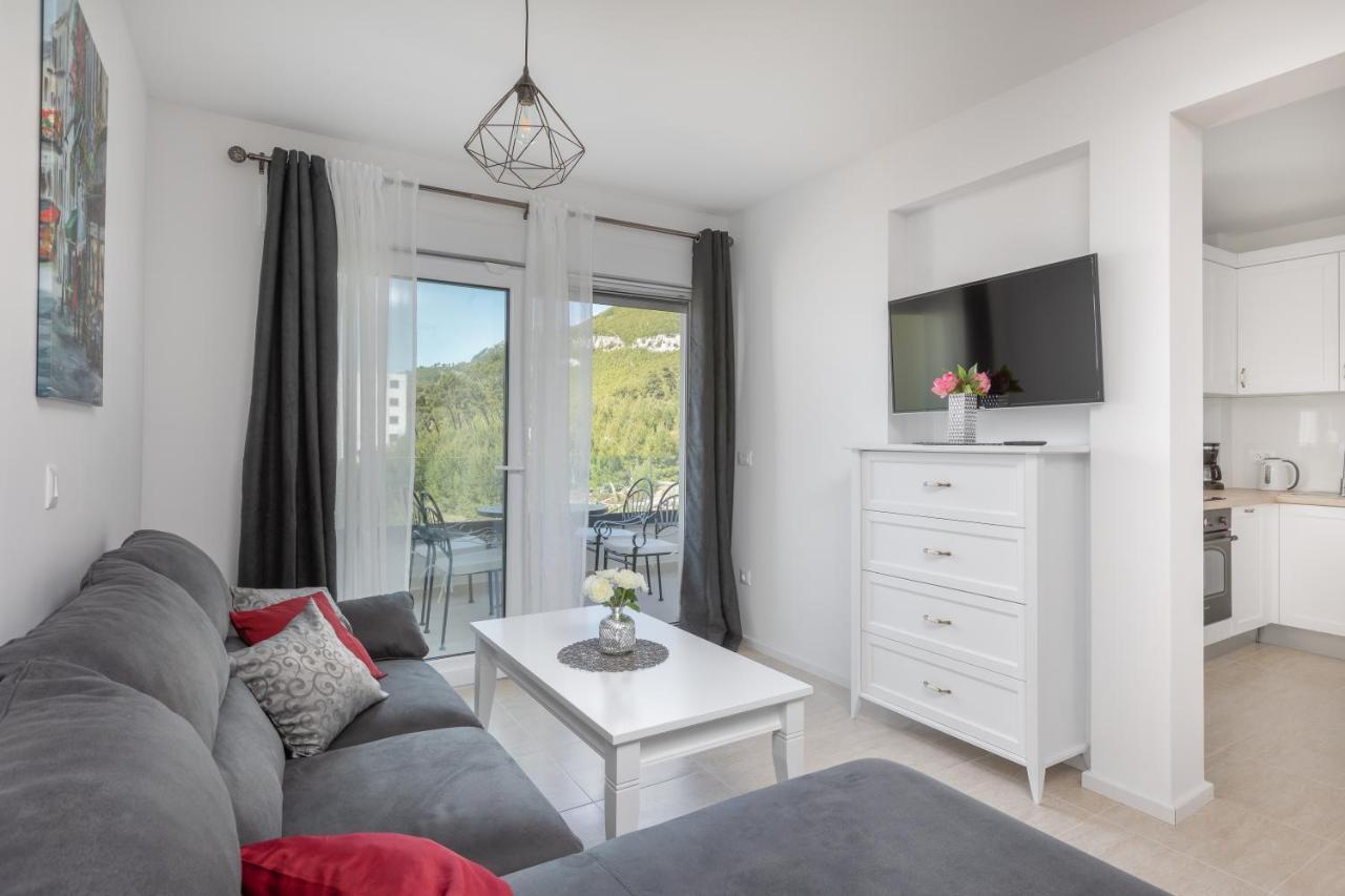 Apartment Oseka Makarska Zewnętrze zdjęcie